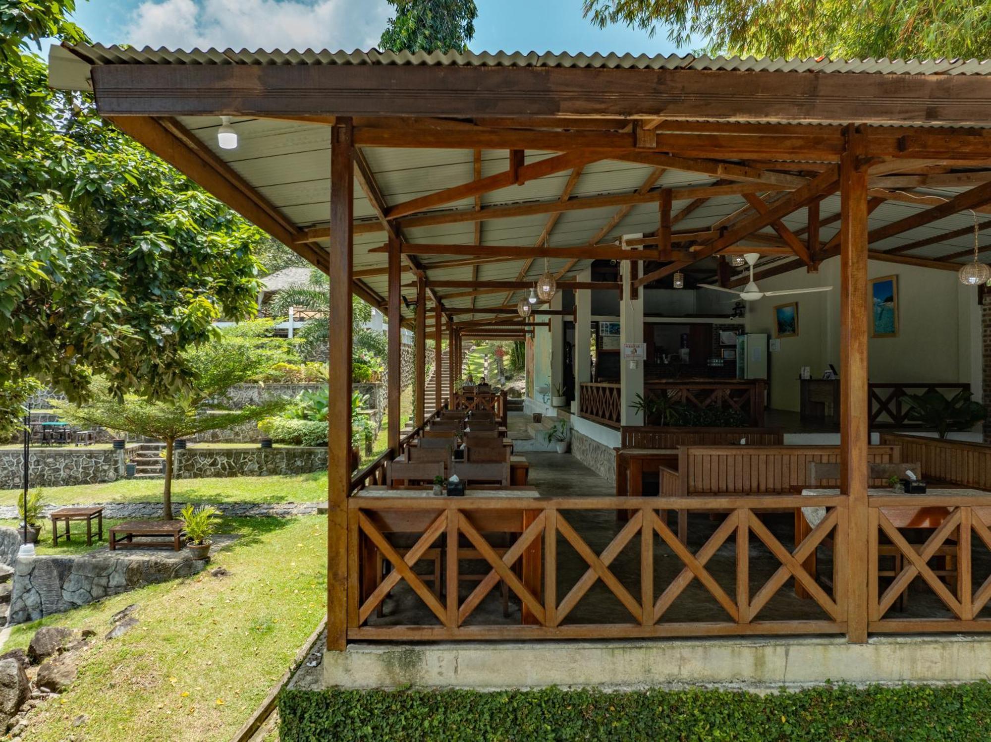 The Hawk'S Nest Resort ซาบัง ภายนอก รูปภาพ