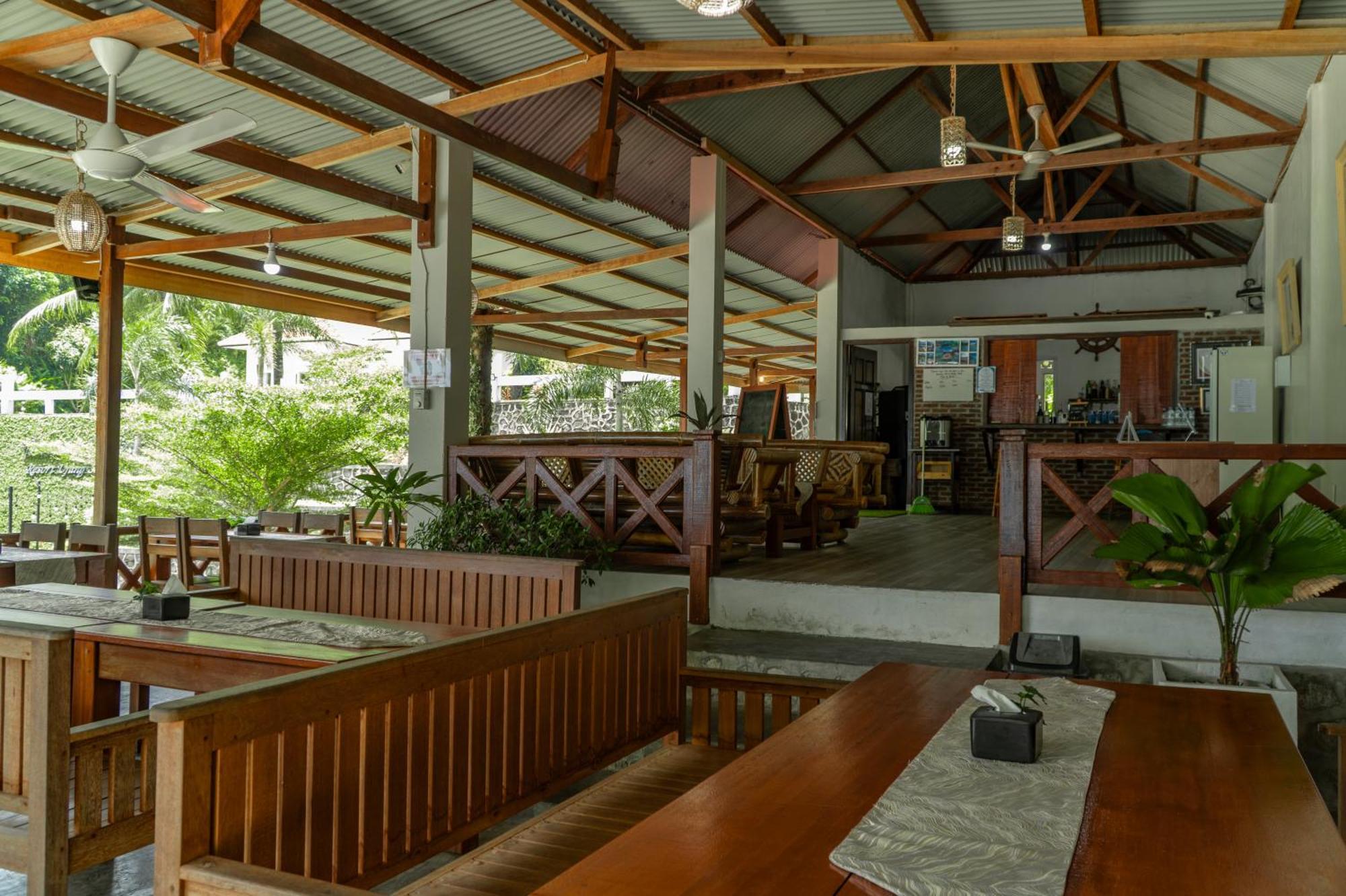 The Hawk'S Nest Resort ซาบัง ภายนอก รูปภาพ